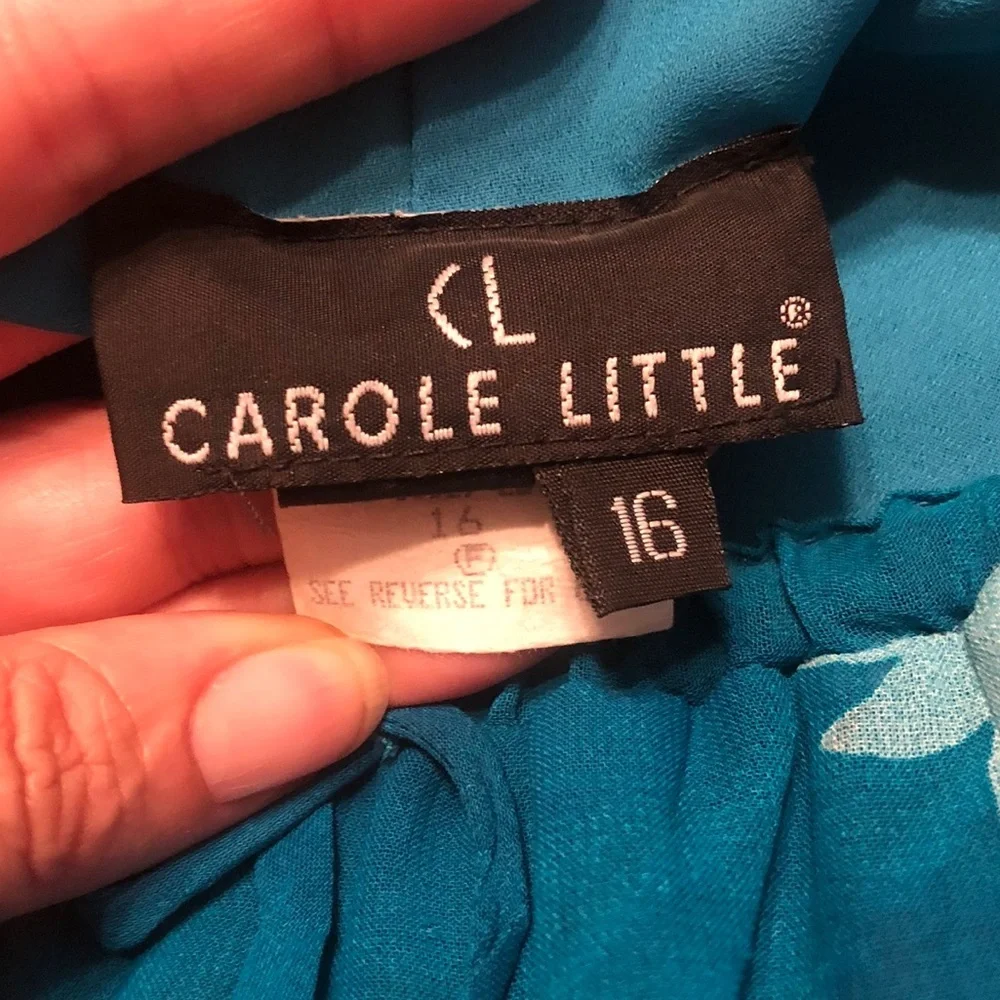Beautiful Carole Little turquoise lined skirt. GUC